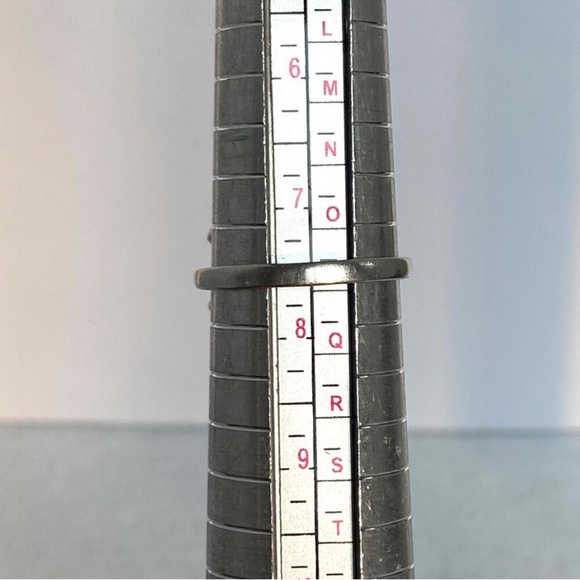 Classic sterling silver ring - Picture 5 of 8